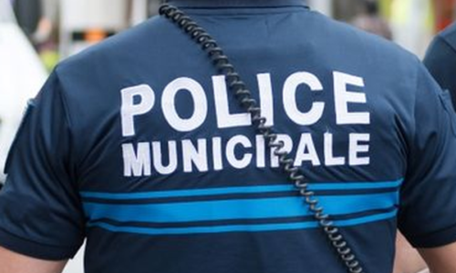 #Marseille 🇫🇷 Un individu abattu après avoir attaqué des policiers municipaux au couteau