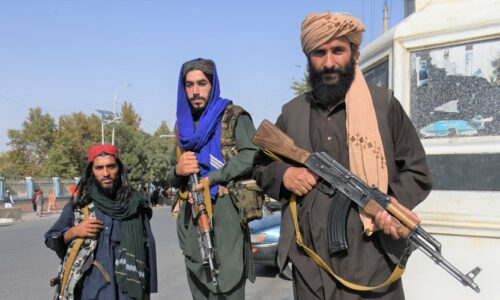 #Afghanistan 🌍 Des talibans piègent un homosexuel pour le frapper et le violer